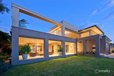 Property photo of 10 Earimil Drive Mount Eliza VIC 3930