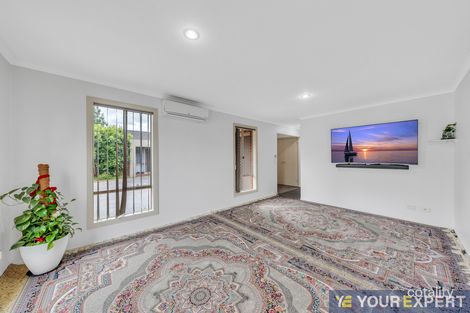 Property photo of 2/43 Somerville Road Hampton Park VIC 3976