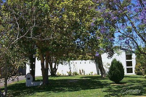 4 Cedus Pl, Menora, WA 6050