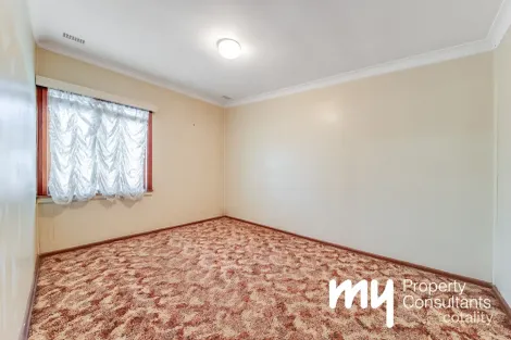Property photo of 3 Eureka Crescent Sadleir NSW 2168
