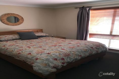 Property photo of 28 Admiral Grove Heathridge WA 6027