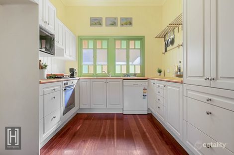 Property photo of 35 Bride Street Wynnum QLD 4178