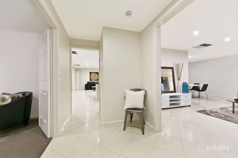 Property photo of 16 Taranaki Court Greenwith SA 5125