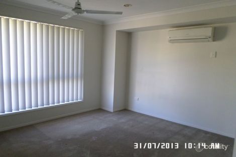 Property photo of 35 Waratah Street Kin Kora QLD 4680