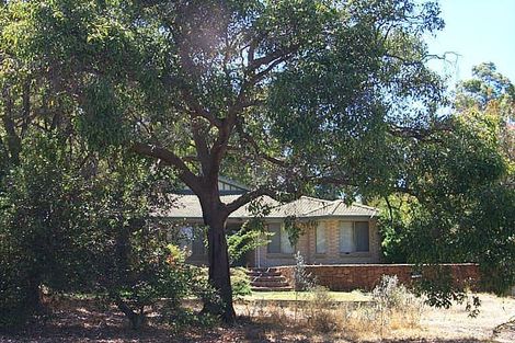 189 Lesmurdie Rd, Lesmurdie, WA 6076