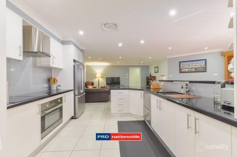 Property photo of 8 Baker Close Calala NSW 2340