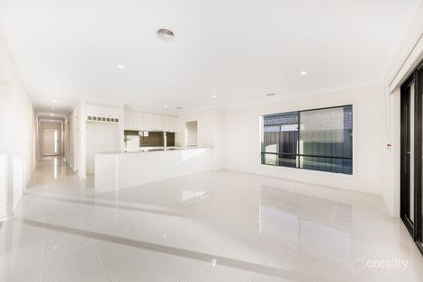 Property photo of 19 Amethyst Road Cobblebank VIC 3338