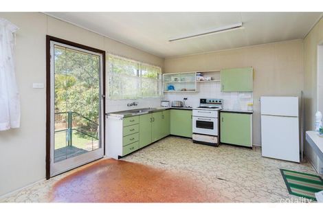 Property photo of 51 Lewana Street Mansfield QLD 4122