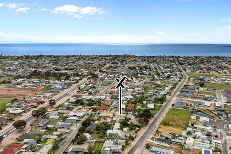 Property photo of 10 Bartlett Street Moonta Bay SA 5558