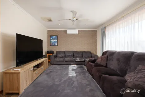 Property photo of 1/4 Holt Place West Wodonga VIC 3690