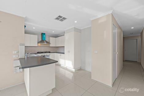 Property photo of 36 Bellbrae Crescent Cranbourne West VIC 3977