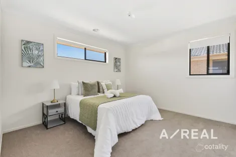 Property photo of 17 Maritime Circuit Point Cook VIC 3030