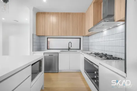 Property photo of 90 Farm Crescent Donnybrook VIC 3064