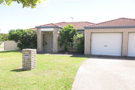 168 Bestmann Rd E, Sandstone Point, QLD 4511