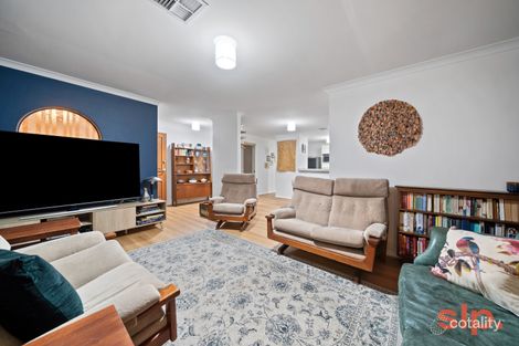 Property photo of 2/7 Ravenswood Drive Nollamara WA 6061