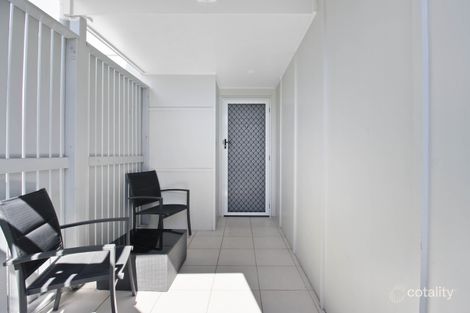 Property photo of 7/9 Cockatoo Drive New Auckland QLD 4680