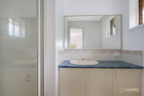 Property photo of 56 Iron Way West Wodonga VIC 3690