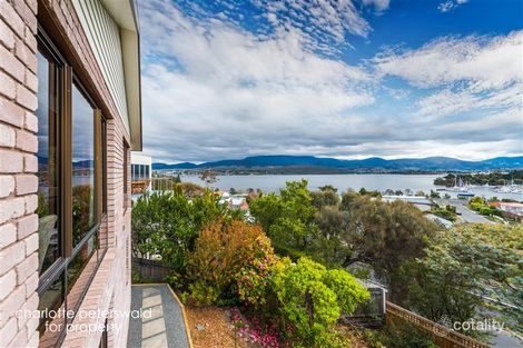 Property photo of 21 Swinton Place Rose Bay TAS 7015
