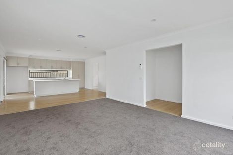 Property photo of 2/302 Clayton Street Canadian VIC 3350