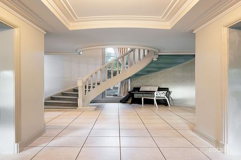 Property photo of 10 Selsdon Court Greensborough VIC 3088