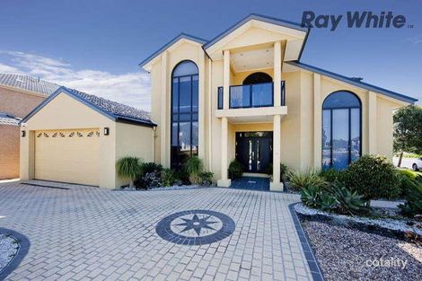 Property photo of 2 Beachcomber Place Point Cook VIC 3030