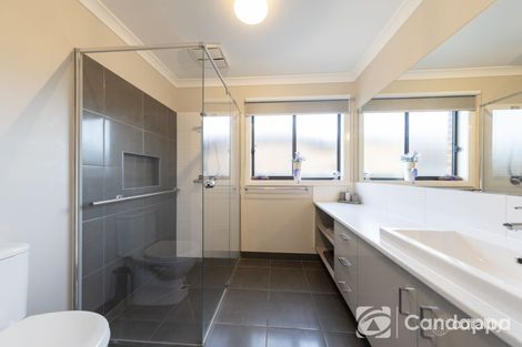 Property photo of 9 Pepper Crescent Drouin VIC 3818