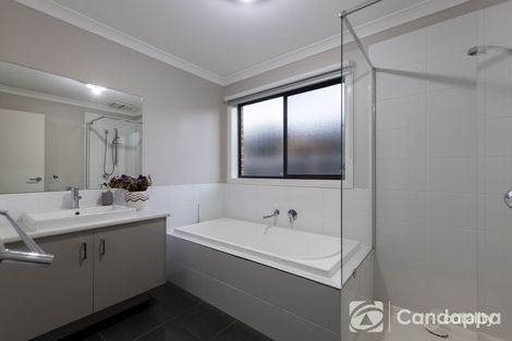 Property photo of 9 Pepper Crescent Drouin VIC 3818