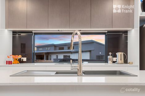 Property photo of 21 William Cooper Drive New Town TAS 7008