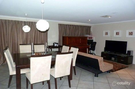 Property photo of 45 Balaka Way Queens Park WA 6107