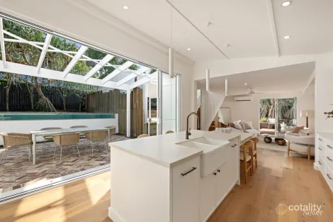 Property photo of 32 Kestrel Crescent Peregian Beach QLD 4573