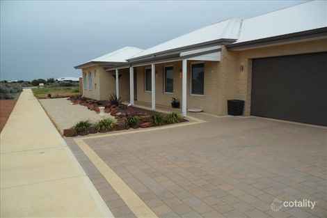 Property photo of 14 Crusoe Crescent Jurien Bay WA 6516