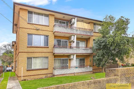 12/2 Fifth Ave, Campsie, NSW 2194