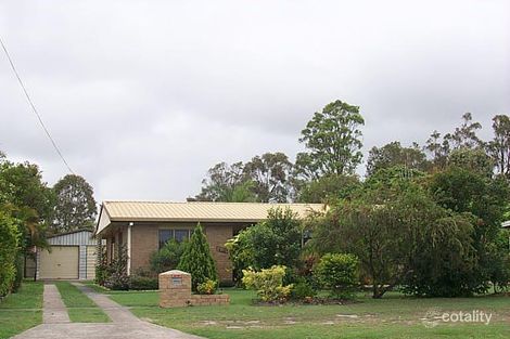 627 Boat Harbour Dr, Urangan, QLD 4655