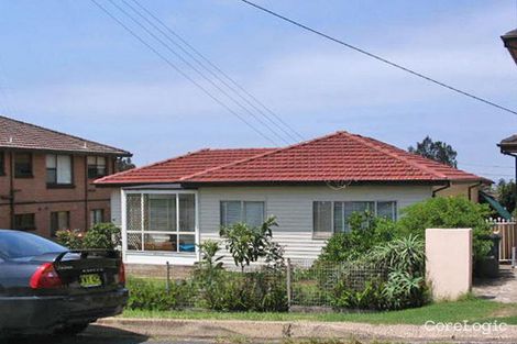 Property photo of 32 Oxlade Street Warrawong NSW 2502