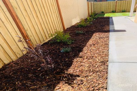 Property photo of 2 Lyric Drive Mambourin VIC 3024