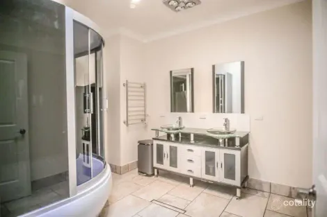 Property photo of 447 Poictiers Street Deniliquin NSW 2710