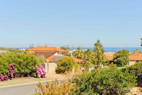 Property photo of 6 Ramsgate Retreat Mindarie WA 6030
