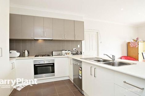 Property photo of 1 Milla Belle Place Brookfield VIC 3338