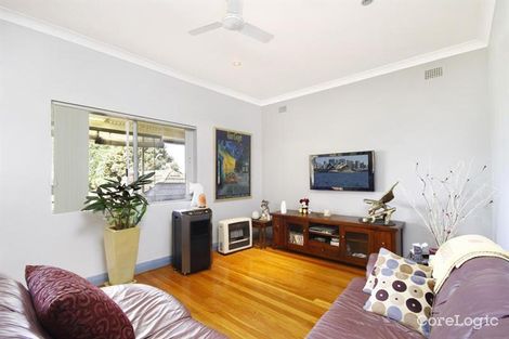 Property photo of 21 Knoll Avenue Turrella NSW 2205