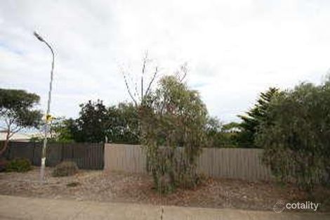 21 Slade Cres, Hallett Cove, SA 5158