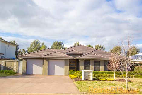 54 Lakeside Cct, Dubbo, NSW 2830