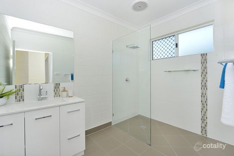 Property photo of 35 Bathurst Drive Bentley Park QLD 4869