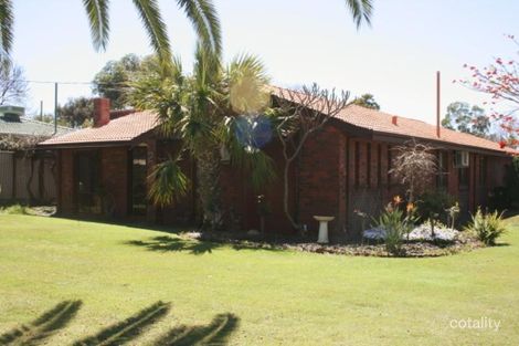 Property photo of 2 Glover Place Dianella WA 6059