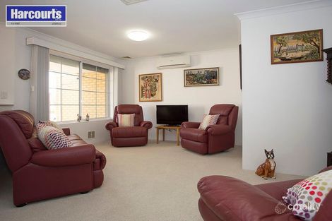 Property photo of 2 Upton Way Tapping WA 6065