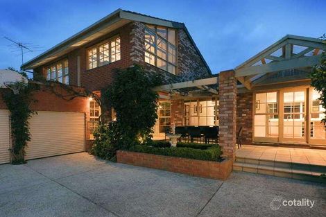 15 Manor Cres, Highton, VIC 3216