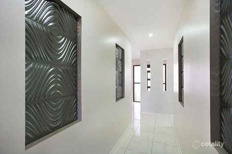 Property photo of 32 Honeyeater Drive Highfields QLD 4352