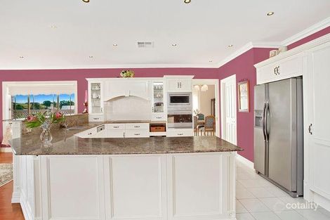 Property photo of 8 Pepperfields Place Grasmere NSW 2570