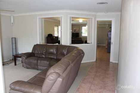 Property photo of 4 Glengarry Close Highland Park QLD 4211