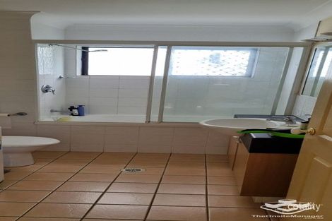 Property photo of 434 Marine Parade Biggera Waters QLD 4216
