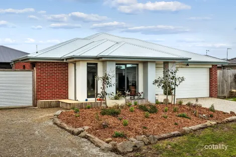 15 Furlong Cres, Dalyston, VIC 3992